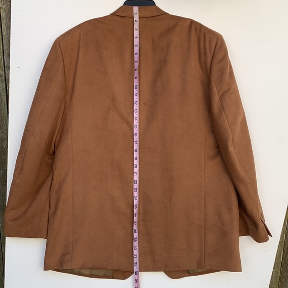 Men’s blazer Suede camel color. See pictures for sizes great for fall - Picture 9 of 14